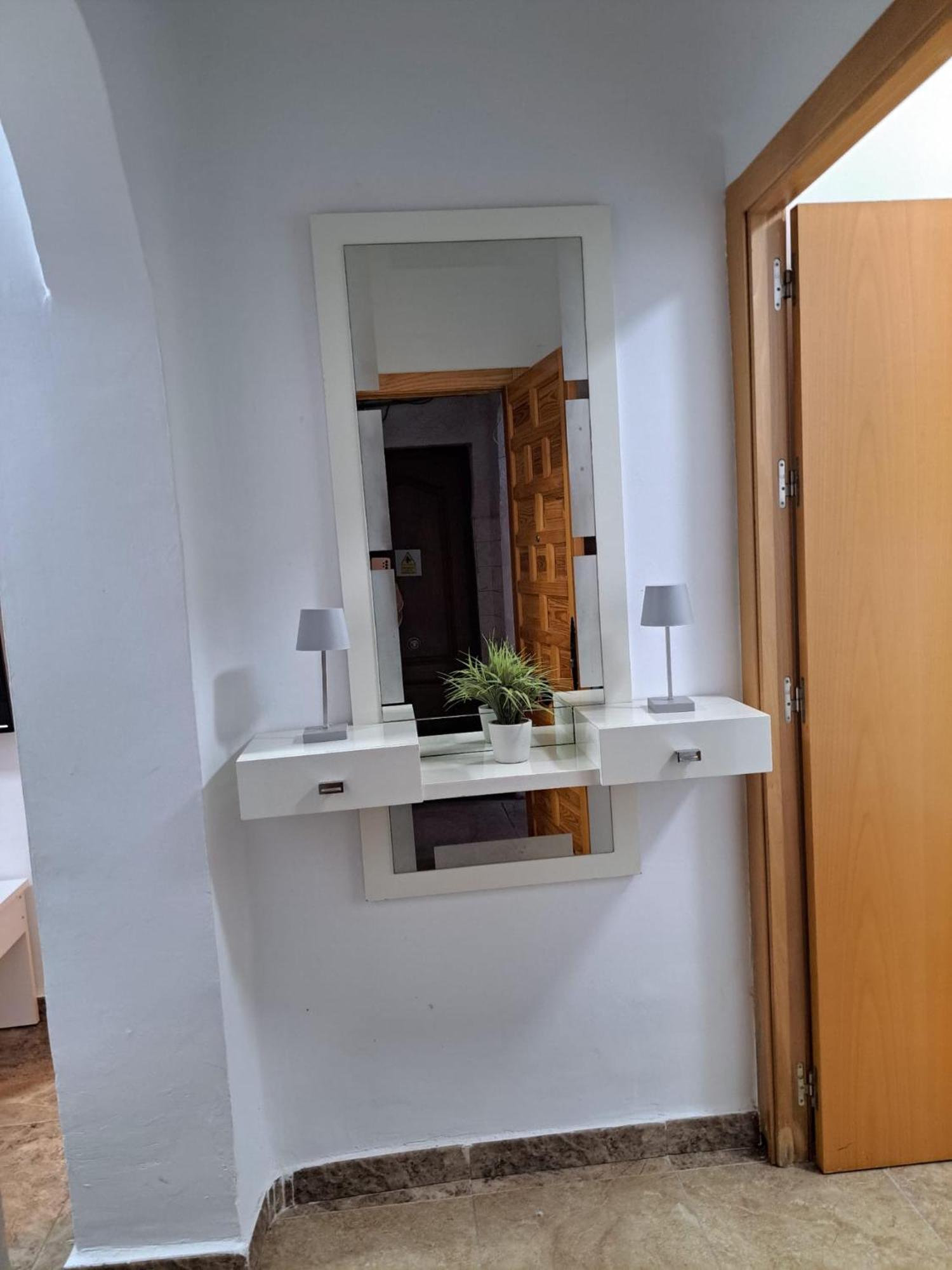 Jacuzzi Apartment *