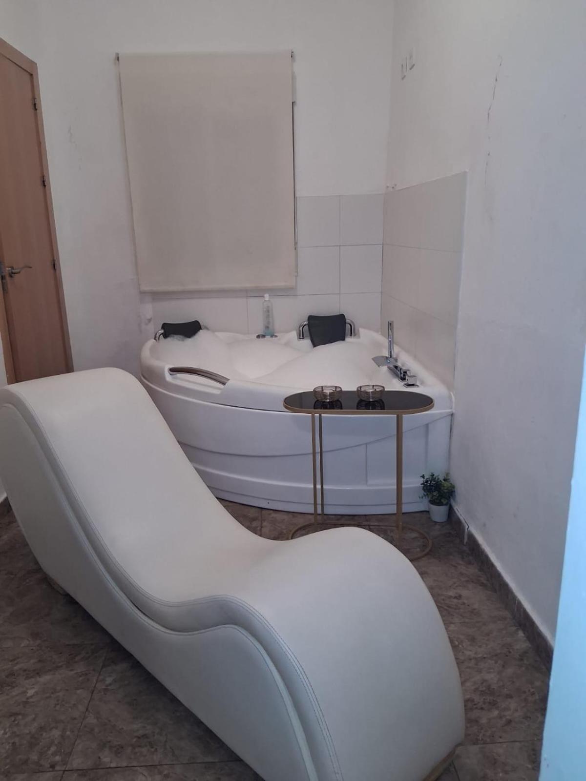 Apartment Jacuzzi *